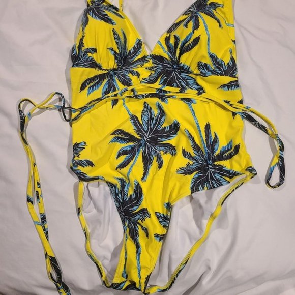 Swimsuit Tropical Print Ruched One Piece - Picture 2 of 7